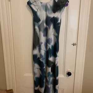 Zara Midi Dress in Blue and White